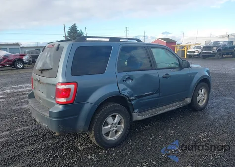 2010 Ford Escape Xlt z USA, uszkodzony, nr VIN 1FMCU9DG6AKB79692